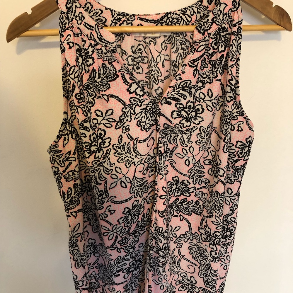 💜3 for 15 -Sleeveless Floral Top